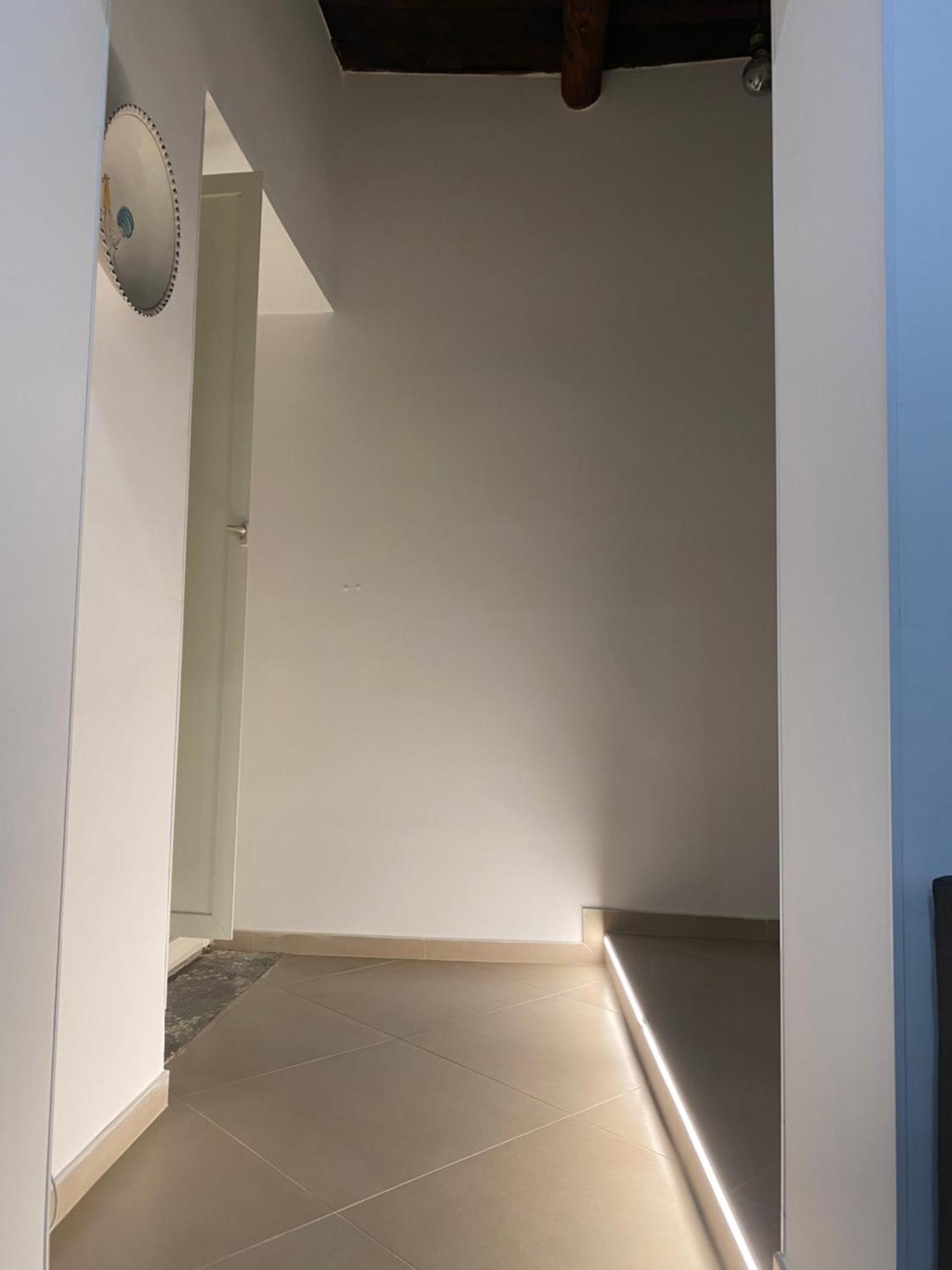 סלרנו All'Imbrunire Exlusive Apartment מראה חיצוני תמונה