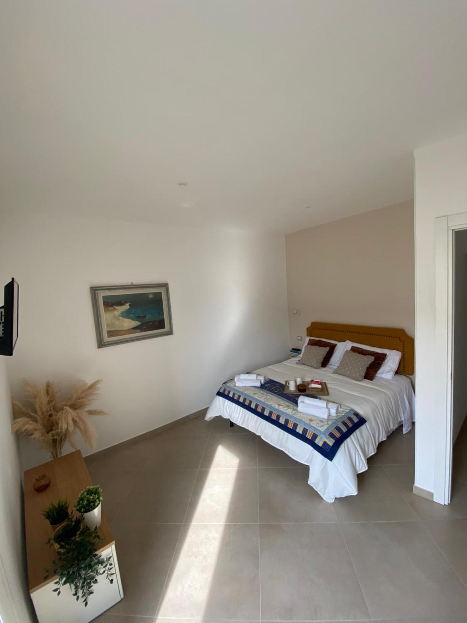 סלרנו All'Imbrunire Exlusive Apartment מראה חיצוני תמונה