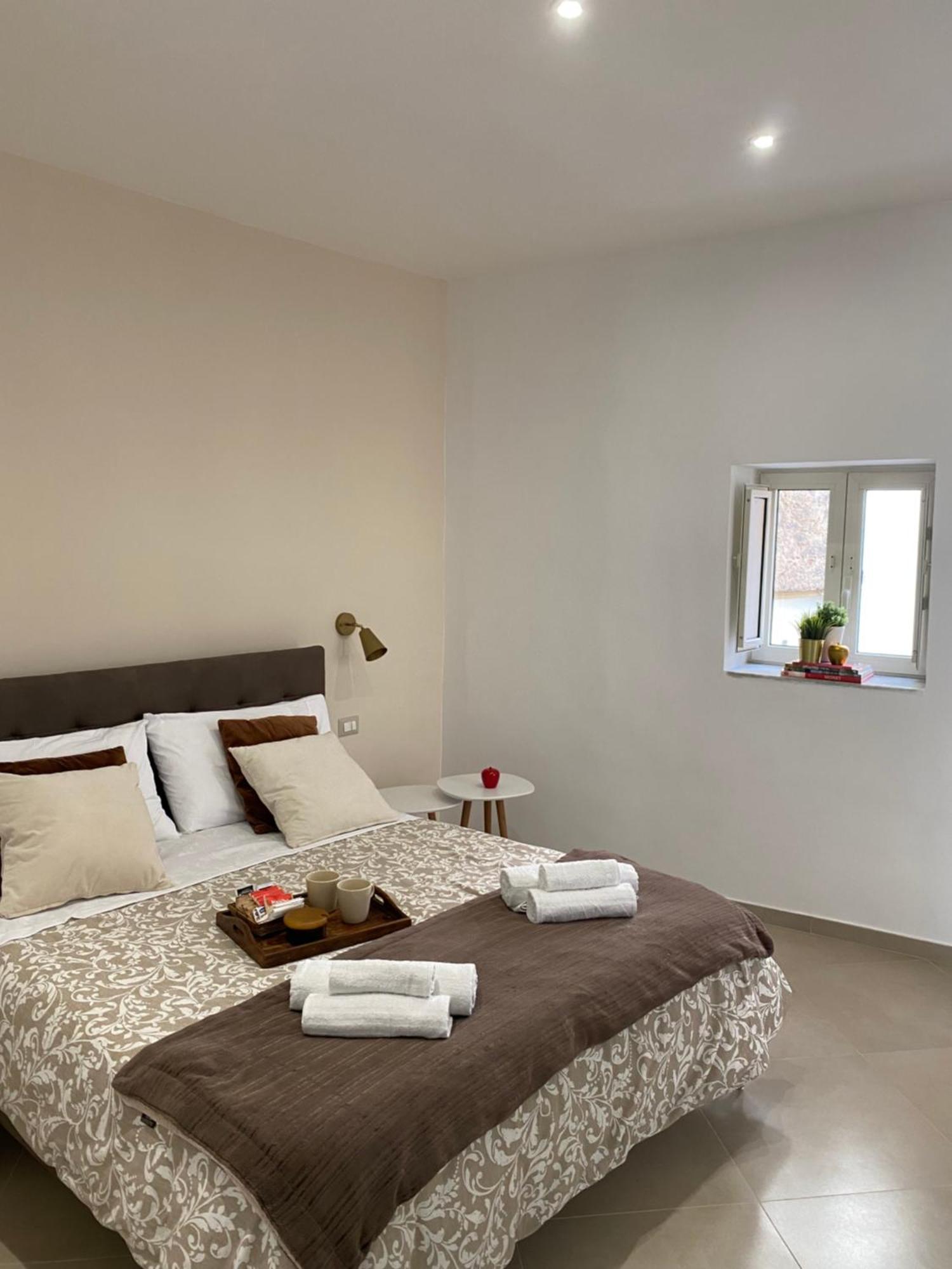 סלרנו All'Imbrunire Exlusive Apartment מראה חיצוני תמונה